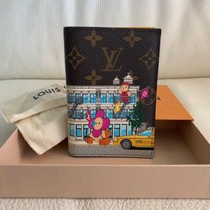 Louis Vuitton Christmas Animation Passport Holder - Limited Edition 2022